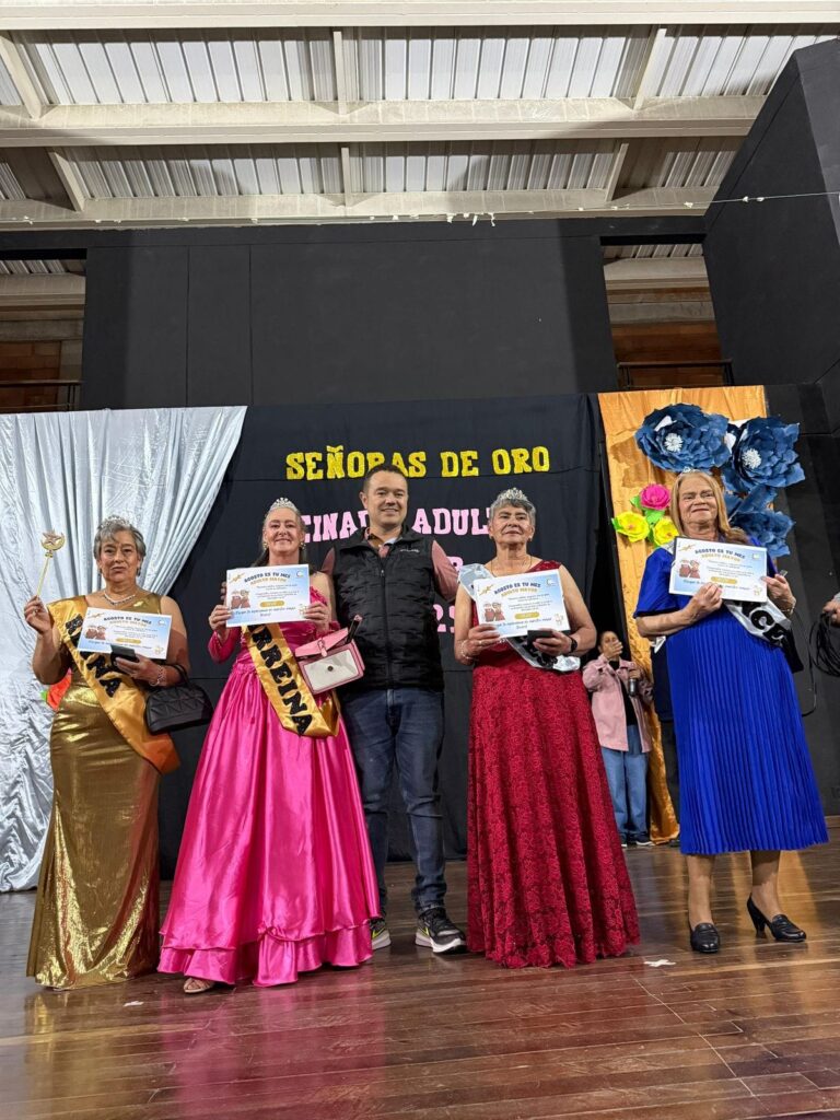 Orgullo y alegría: homenaje a nuestras reinas del Adulto Mayor