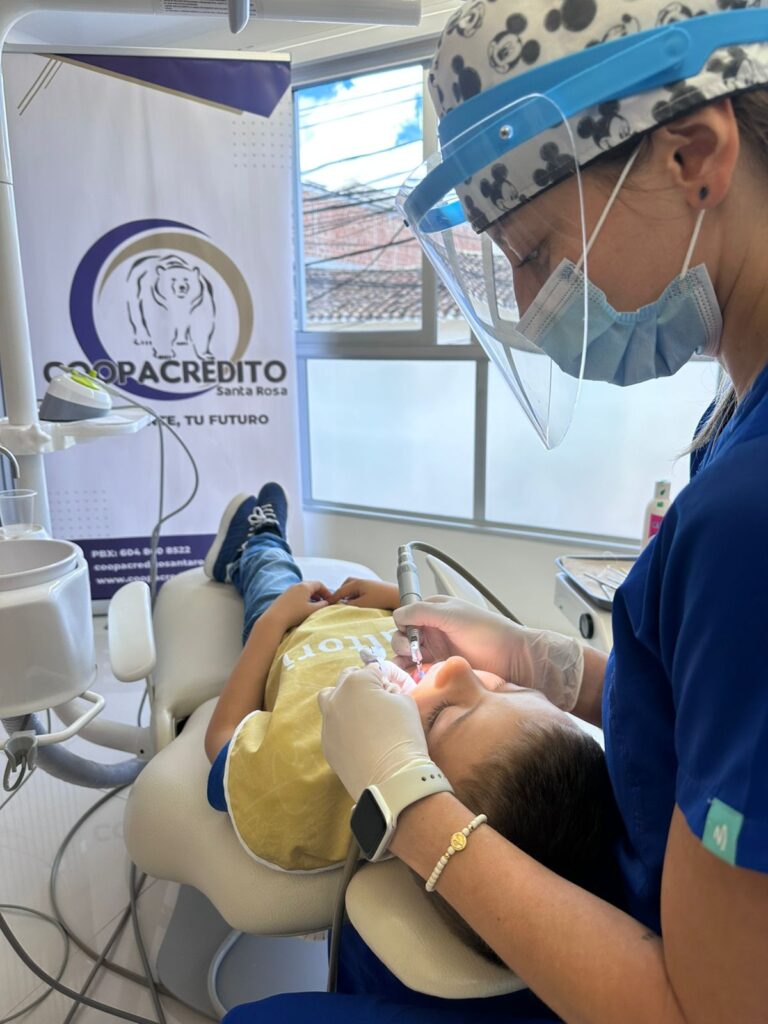 🦷 Sonrisas que transforman vidas 🤩